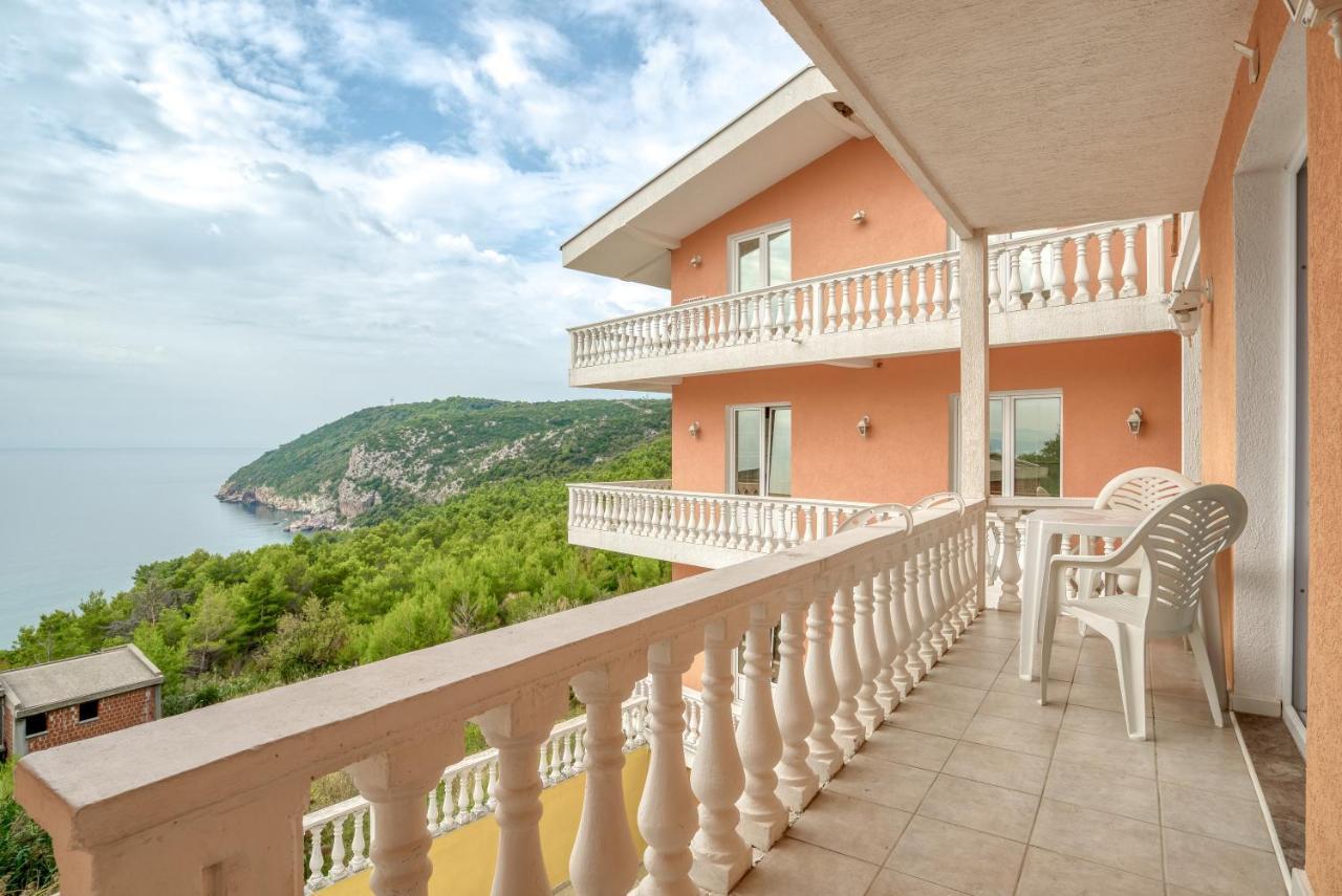 Apartmani Bronhi Sutomore Exterior foto