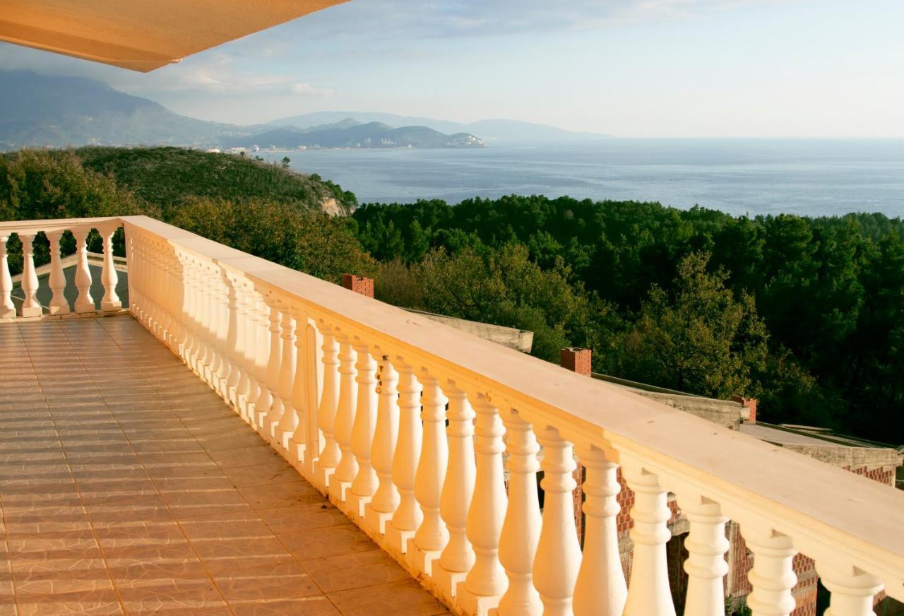 Apartmani Bronhi Sutomore Exterior foto